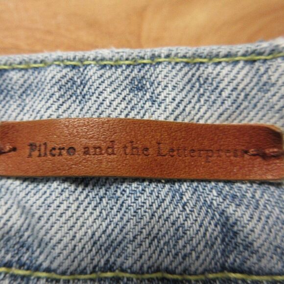 PILCRO Anthropologie Embroidered Floral Cuffed Jean Shorts Sz 26-28 Ripped Denim - Picture 13 of 16